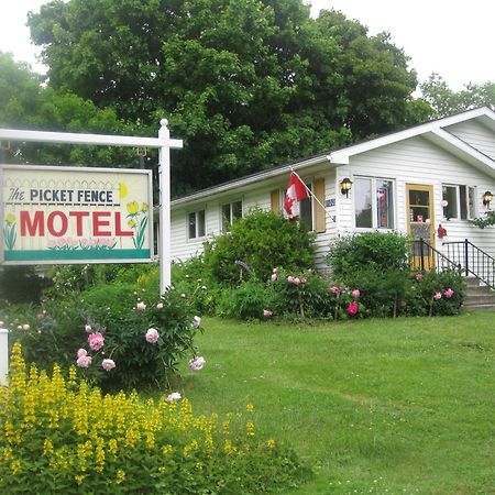 Picket Fence Motel St. Andrews By The Sea Eksteriør billede