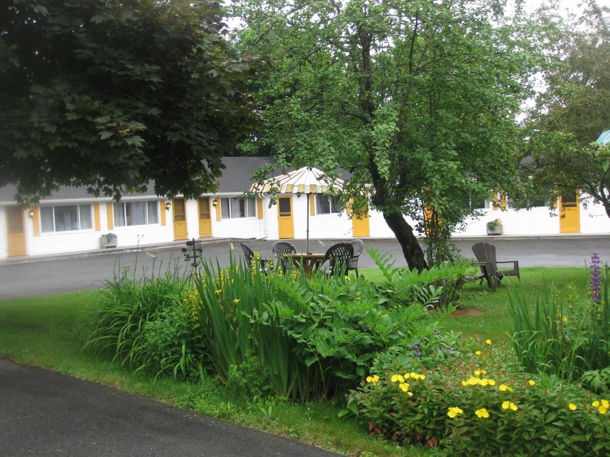 Picket Fence Motel St. Andrews By The Sea Eksteriør billede